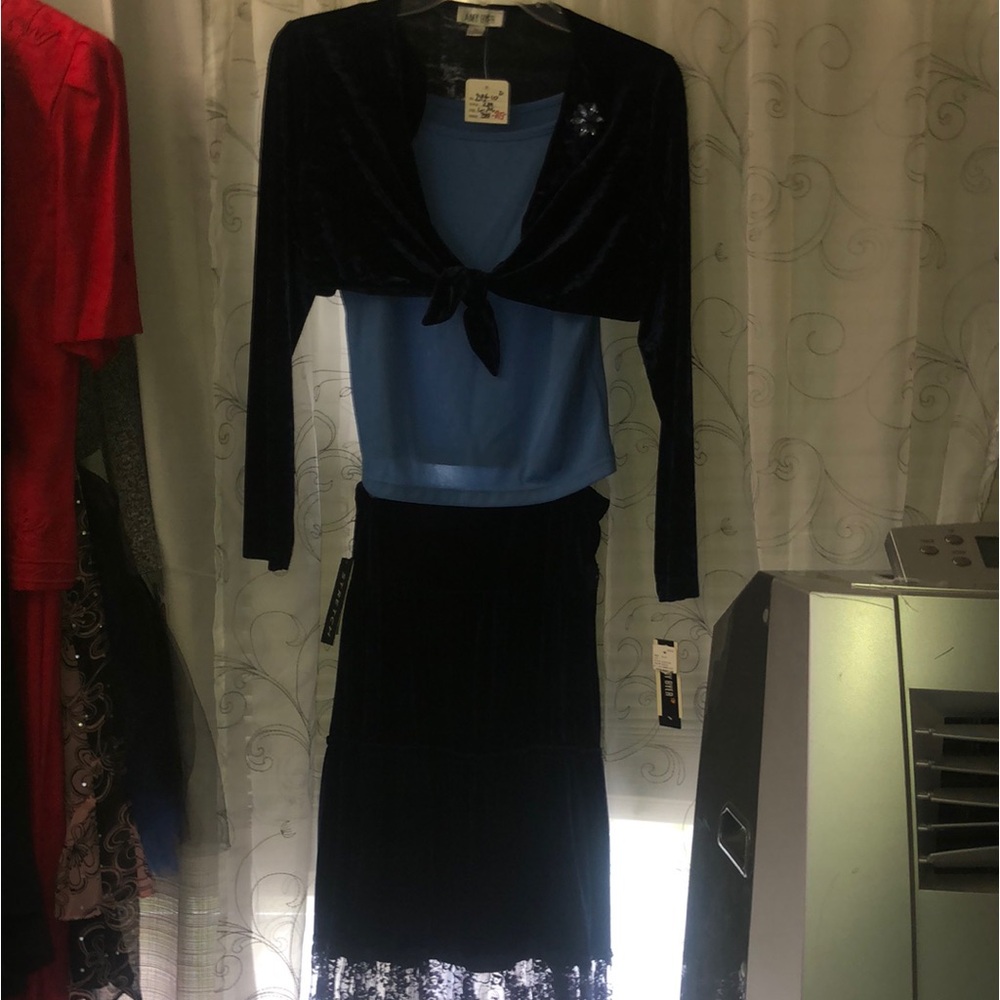 Amy Byer Blue Lace Pencil Midi Dress